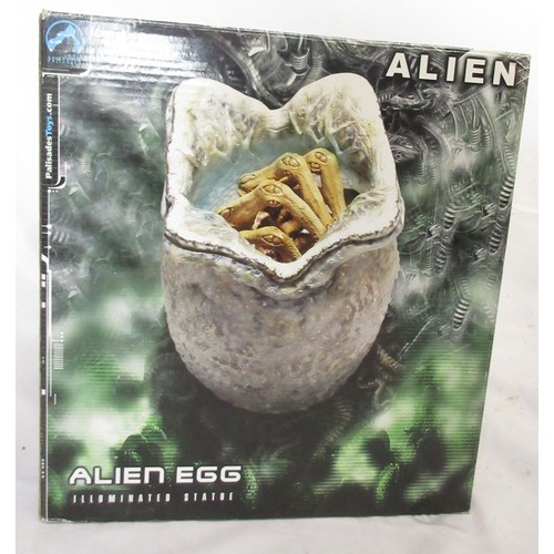 Limited Edition Alien Egg Illuminated resin Statue by Palisades Toys, a ...