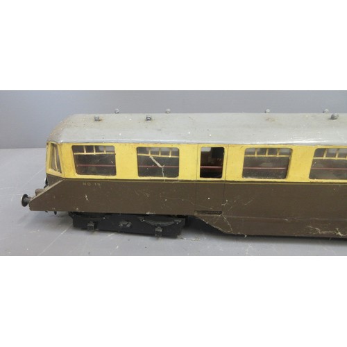 38 - 2x O gauge Great Western Railway (GWR) Railway AEC Diesel Railcars 1x by Lima, 1x 'Express Parcels (... 