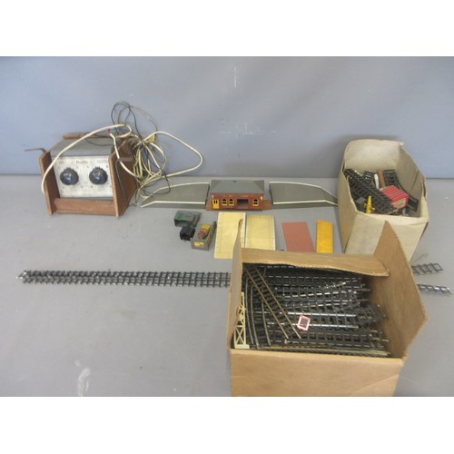 46 - Assorted collection of previously used OO gauge model railway coaches, accessories, track pieces, bu... 