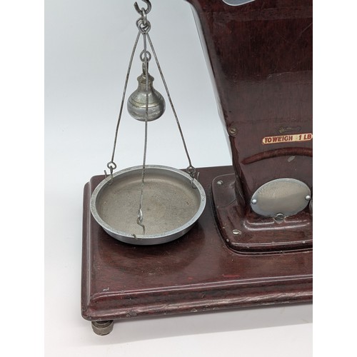  Set of circa 1930s sweet shop style scales; art deco style in faux Bakelite painted finish; fan shap... 