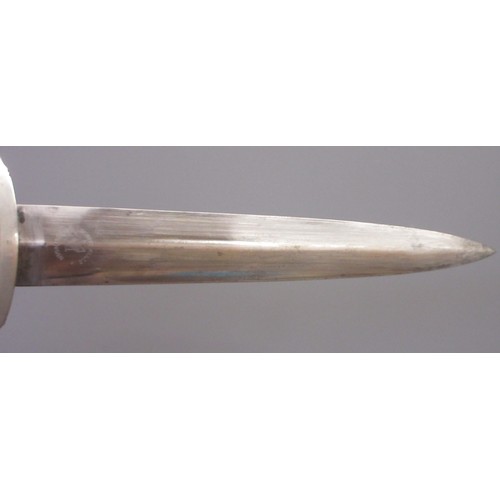 352 - German WWII Period SS (Schutzstaffel) Mans Dagger by Robert Klaas, Solingen, with the grip having th... 