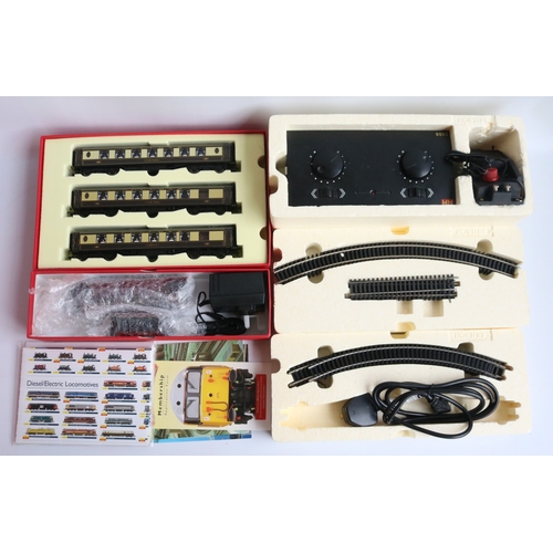 1 - Hornby OO gauge R1038 'Orient Express' train set with BR lined green 4-6-2 United States Lines Merch... 