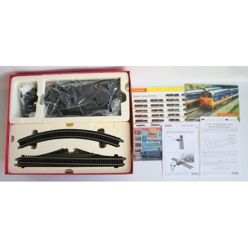 1 - Hornby OO gauge R1038 'Orient Express' train set with BR lined green 4-6-2 United States Lines Merch... 