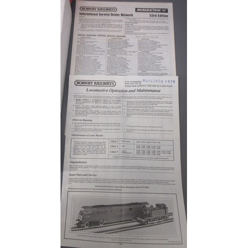 10E - Two Hornby OO gauge Electric Train Sets (both in R824-9140 00-510 boxes) 1x comprising of LNER Class... 