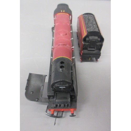 10E - Two Hornby OO gauge Electric Train Sets (both in R824-9140 00-510 boxes) 1x comprising of LNER Class... 
