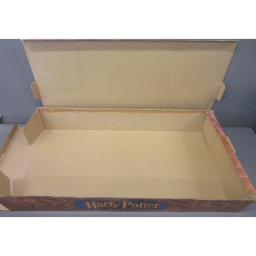 10C - Hornby R.1025 'Hogwarts Express' Electric train set, from Harry Potter and The Philosopher's Stone c... 