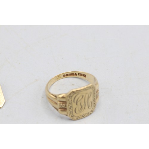 45 - Mixed lot of gold jewellery comprising a hallmarked 9ct yellow gold octagonal-head engraved signet r... 
