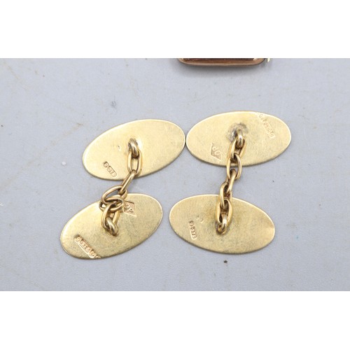 26 - Mixed lot comprising a pair of hallmarked 9ct yellow gold oval-panel cufflinks with 