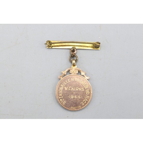34 - Hallmarked medal, XRF tested as 9ct yellow and rose gold, pigeon racing medal comprising a circular ... 