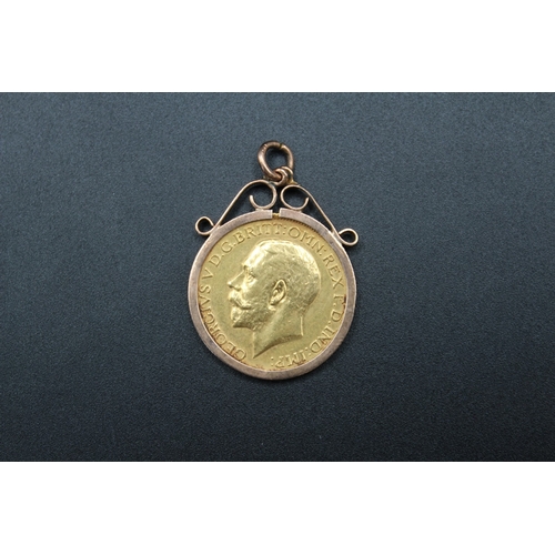 8 - George V (1910-1936) 1914 Sovereign, in 9ct stamped mount (9g)
Bradleys shipping £22.00 plus vat (UK... 