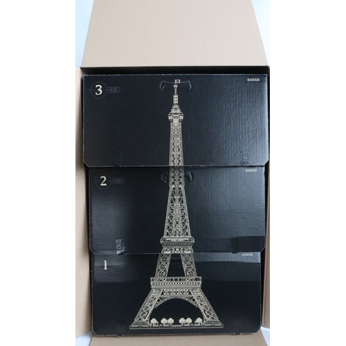  Previously built Lego 10307 Eiffel Tower, set has been partially dismantled but did originally appea... 