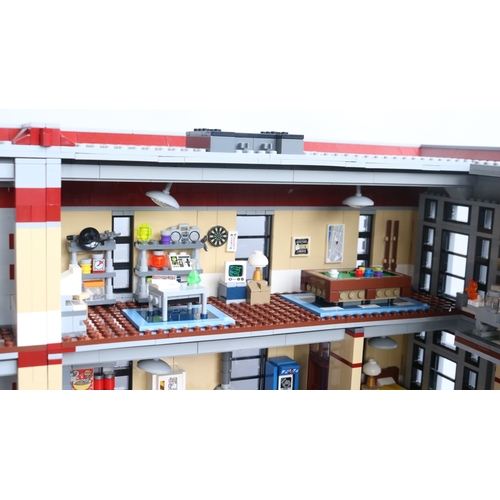  Built Lego 75827 Ghostbusters Firehouse in excellent condition, no colour fading/yellowing etc. note... 