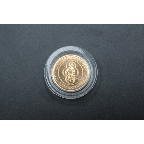9 - Queen Elizabeth II (1952-2022) 2000 Bailiwick of Jersey Sovereign, encapsulated
Bradleys shipping £2... 
