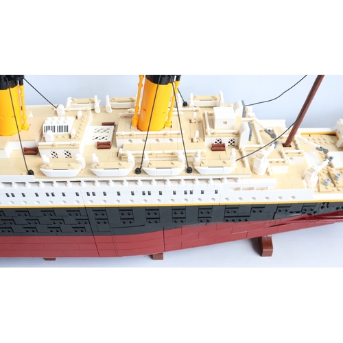  Built Lego 10294 Titanic in excellent condition with good condition box and instruction manuals (som... 