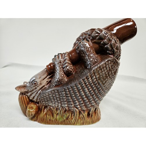 221 - Vintage Lone Star Beer advertising armadillo drinking a beer.

27cm high x 30 cm wide