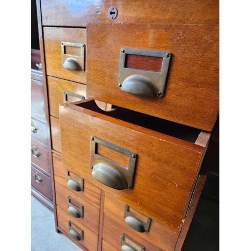 24 - Antique chest of drawers - Haberdashery/ Filing cabinet.
Pull out drawers with green baize to bases.