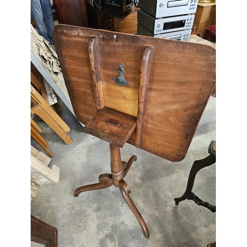 36 - Georgian mahogany tilt top side table