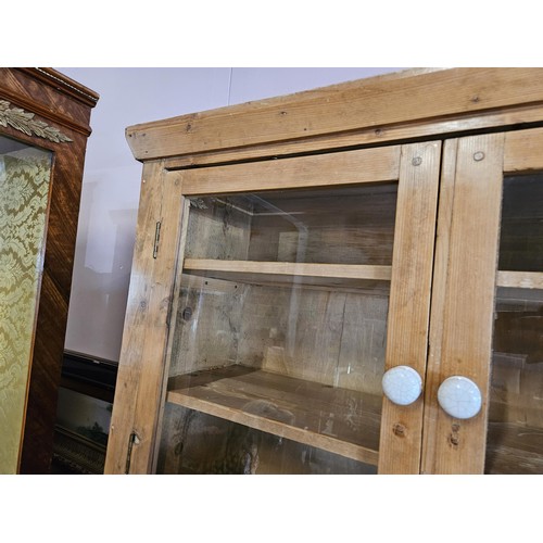 59 - Waxed pine small Welsh dresser with white porcelain handles

90cm wide x 43cm deep x 180cm high