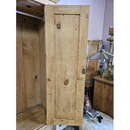 60 - Small antique pine wardrobe