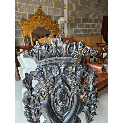 27 - Sgabello gothic carved Italian hall chair.