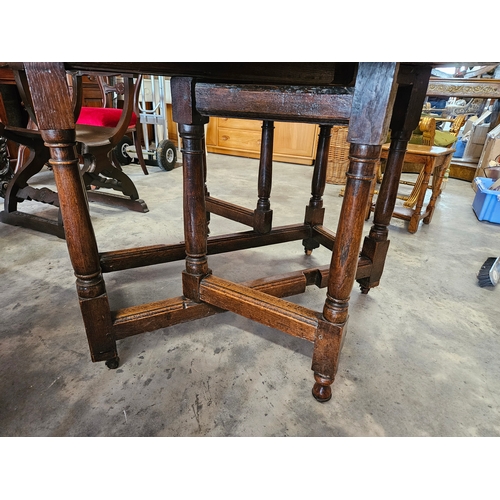 15 - Antique oak drop leaf table