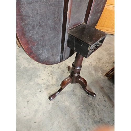 18 - Antique Cuban mahogany tilt top table