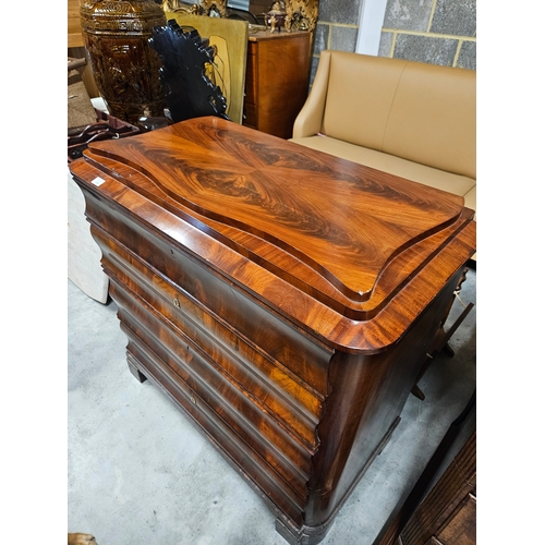 32 - Antique mahogany veneer Biedermeier chest of drawers