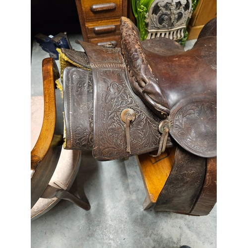 50 - Large vintage leather western saddle