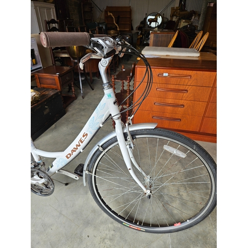 66 - Ladies Dawes bicycle