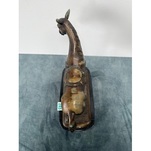 245 - Large heavy spelter horse on marble base 

35cm high x 34cm wide