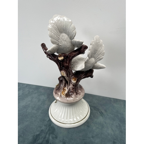 248 - Large Capodimonte ornament of two birds on branch 

45cm high x 29cm wide