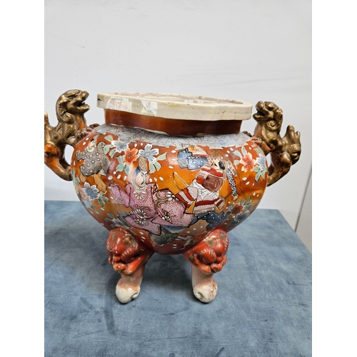 298 - Large oriental pot with dragon handles - missing lid