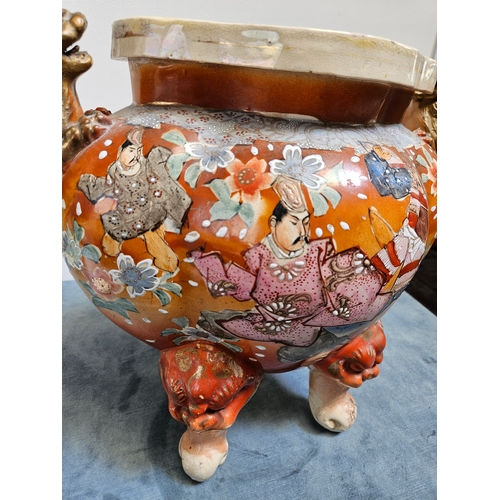 298 - Large oriental pot with dragon handles - missing lid