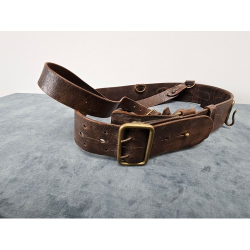 575 - Sam Brown belt