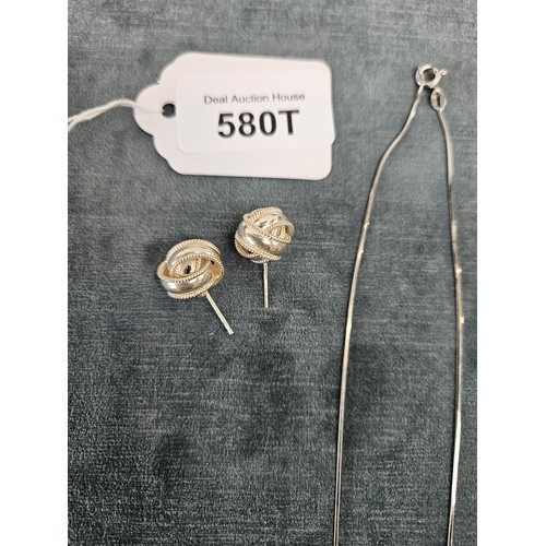 580T - Silver chain + silver color earrings