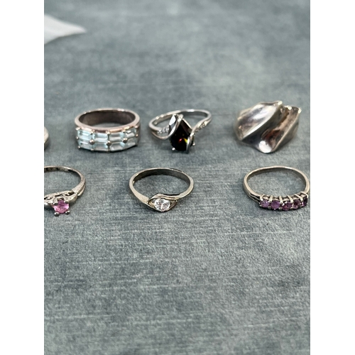 581L - 8 x various silver ladies rings