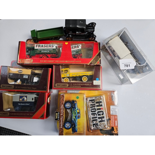 1002 - 8 x various cars
Matchbox ect