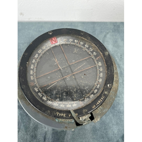 208 - WWII Air Ministry compass