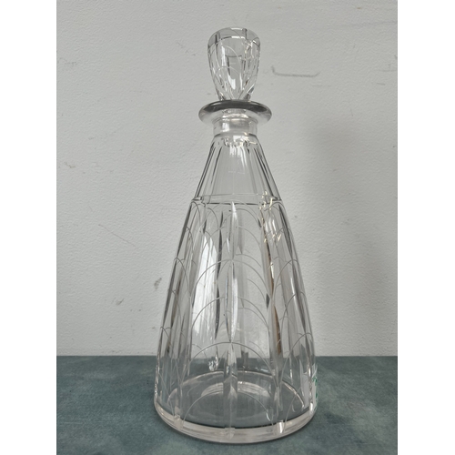 257 - Clyne Farquharson glass crystal decanter - signed