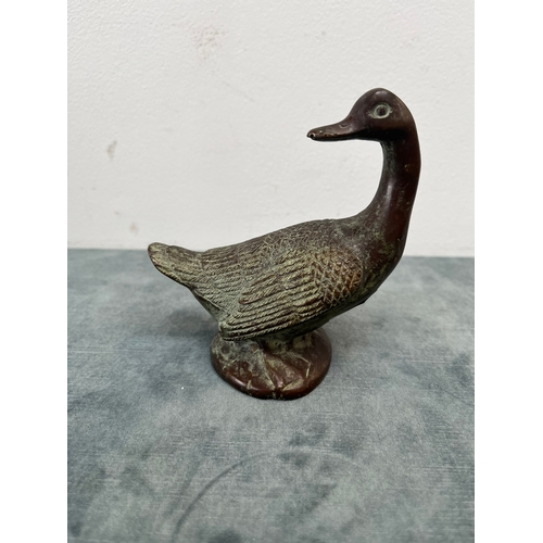 326 - Small bronze model of a duck - possibly Chinese casting?