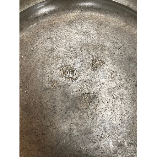 394 - c17th century X pewter plate