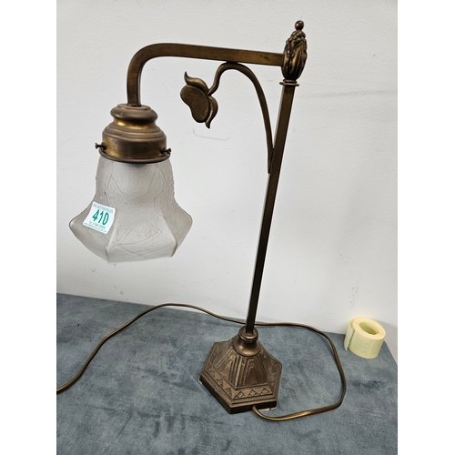 410 - Table lamp with glass shade