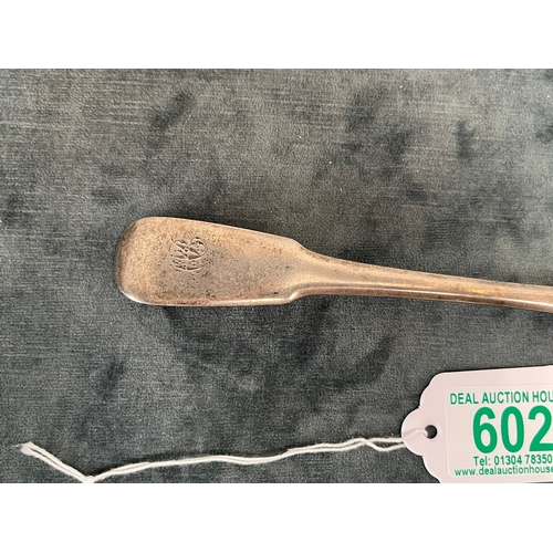 602 - Solid silver hallmarked serving spoon - 71g