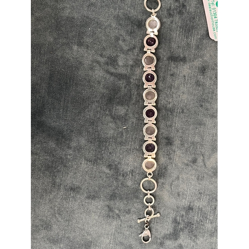 607 - Silver and possibly moonstone ladies bracelet