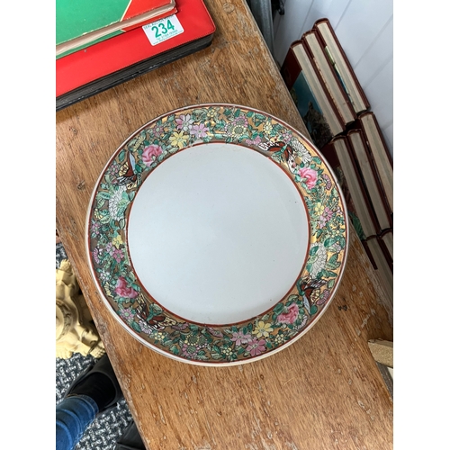 438 - Oriental planter with plate