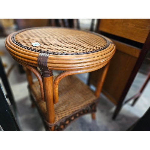 82 - Vintage rattan table