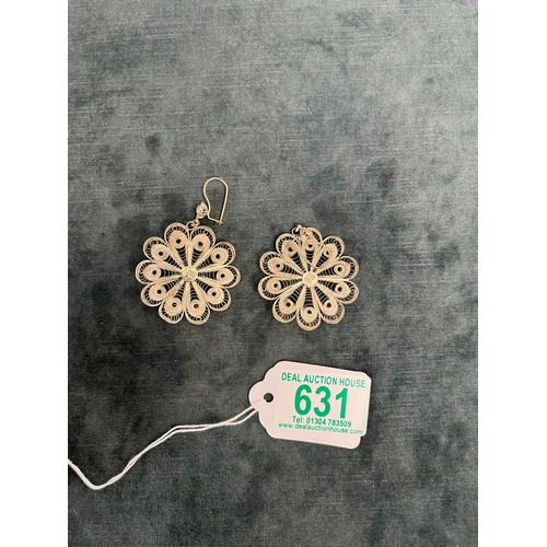 631 - Silver hallmarked filigree earrings