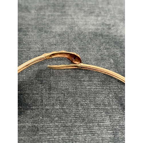 628 - 9ct yellow gold snake bangle - 5g