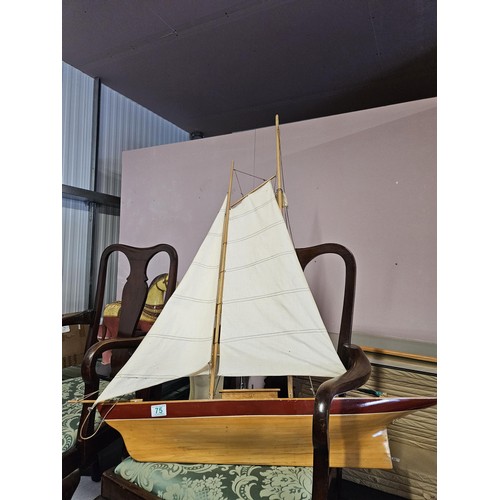 75 - Large vintage yacht model. In need of small amount of restoration.