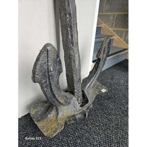 107 - Large Iron ships salvage anchor